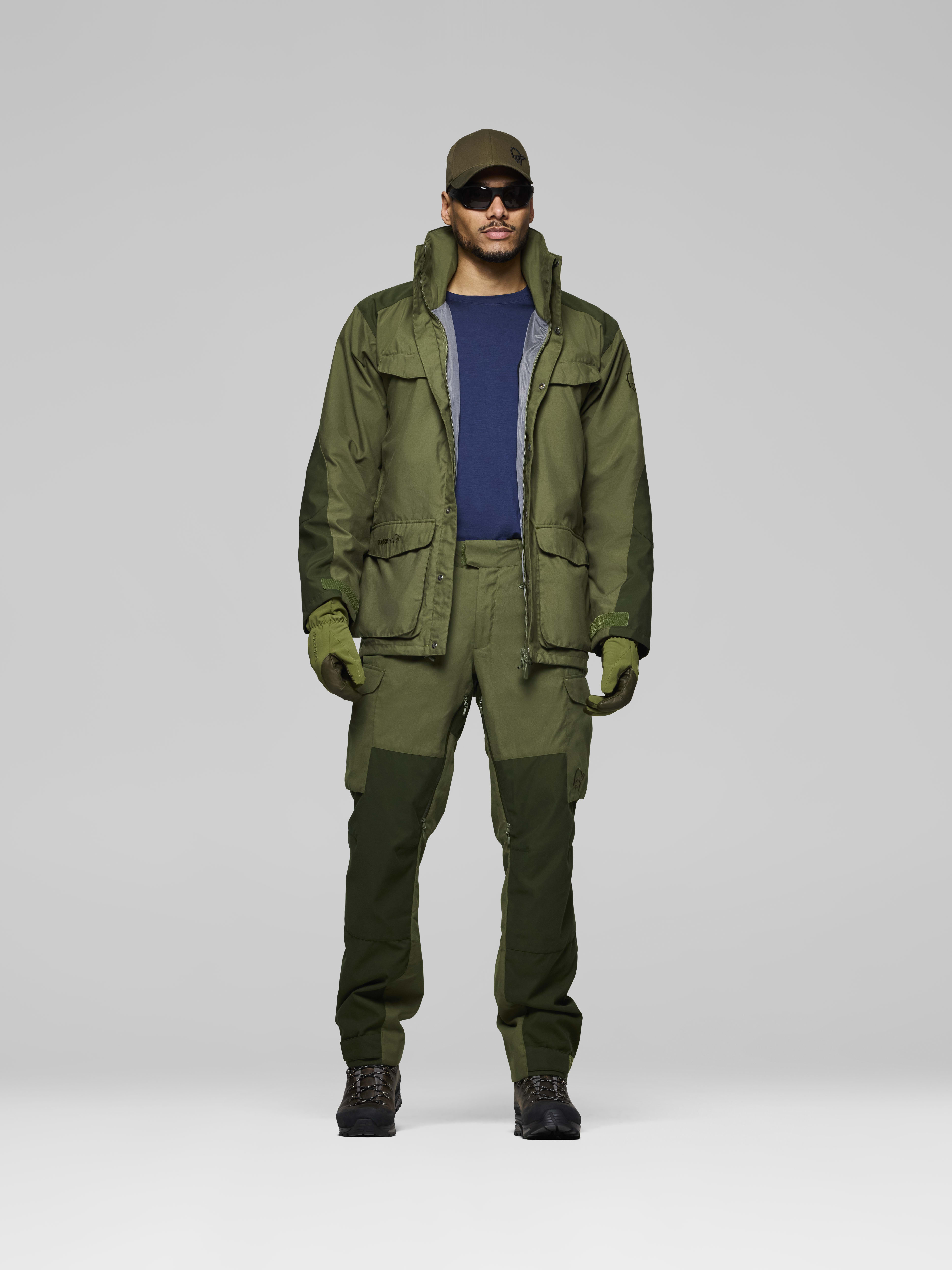 Female Look opening image of finnskogen Gore-Tex Pants Green