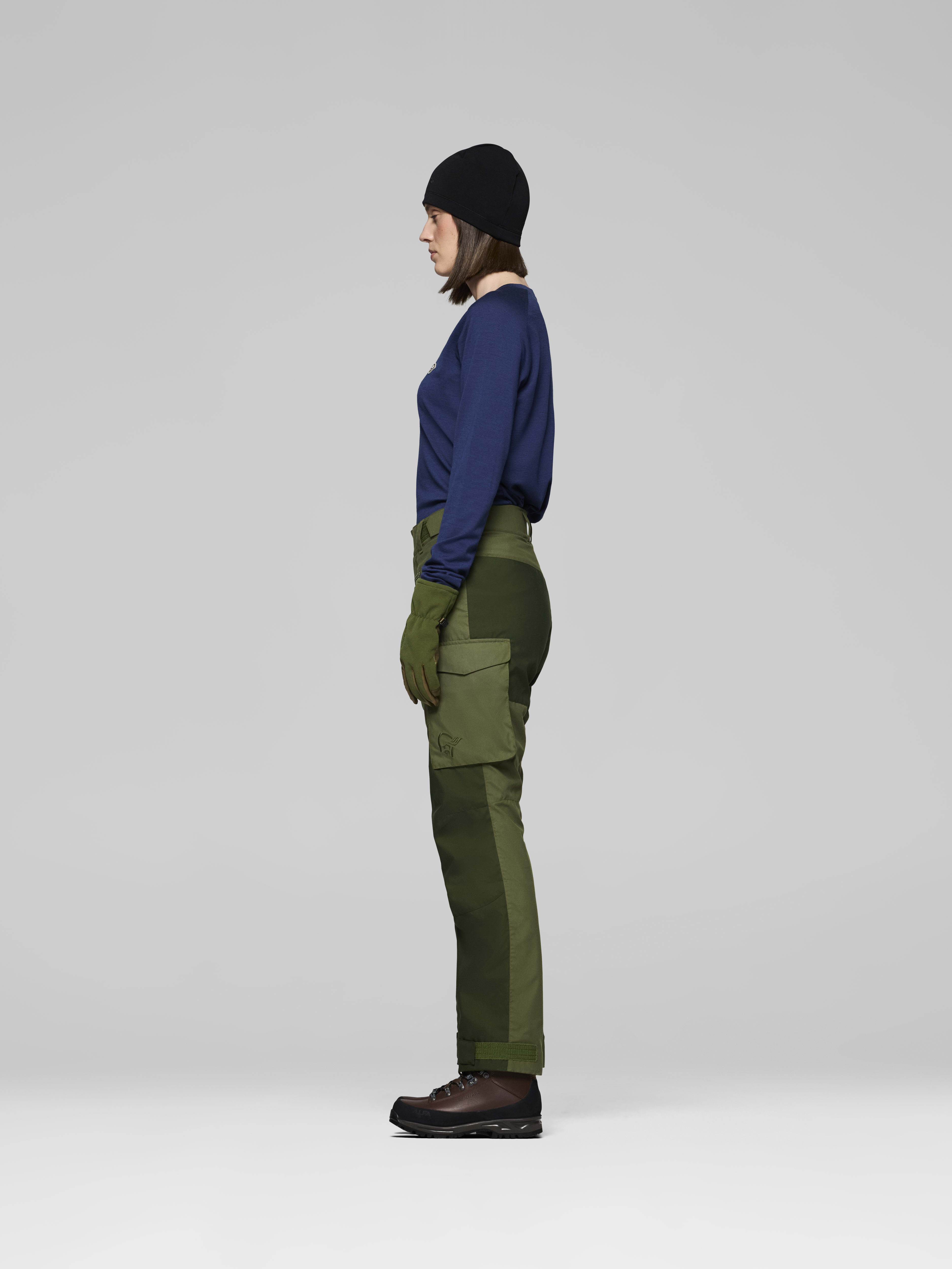 Female Look side image of finnskogen Gore-Tex Pants Green