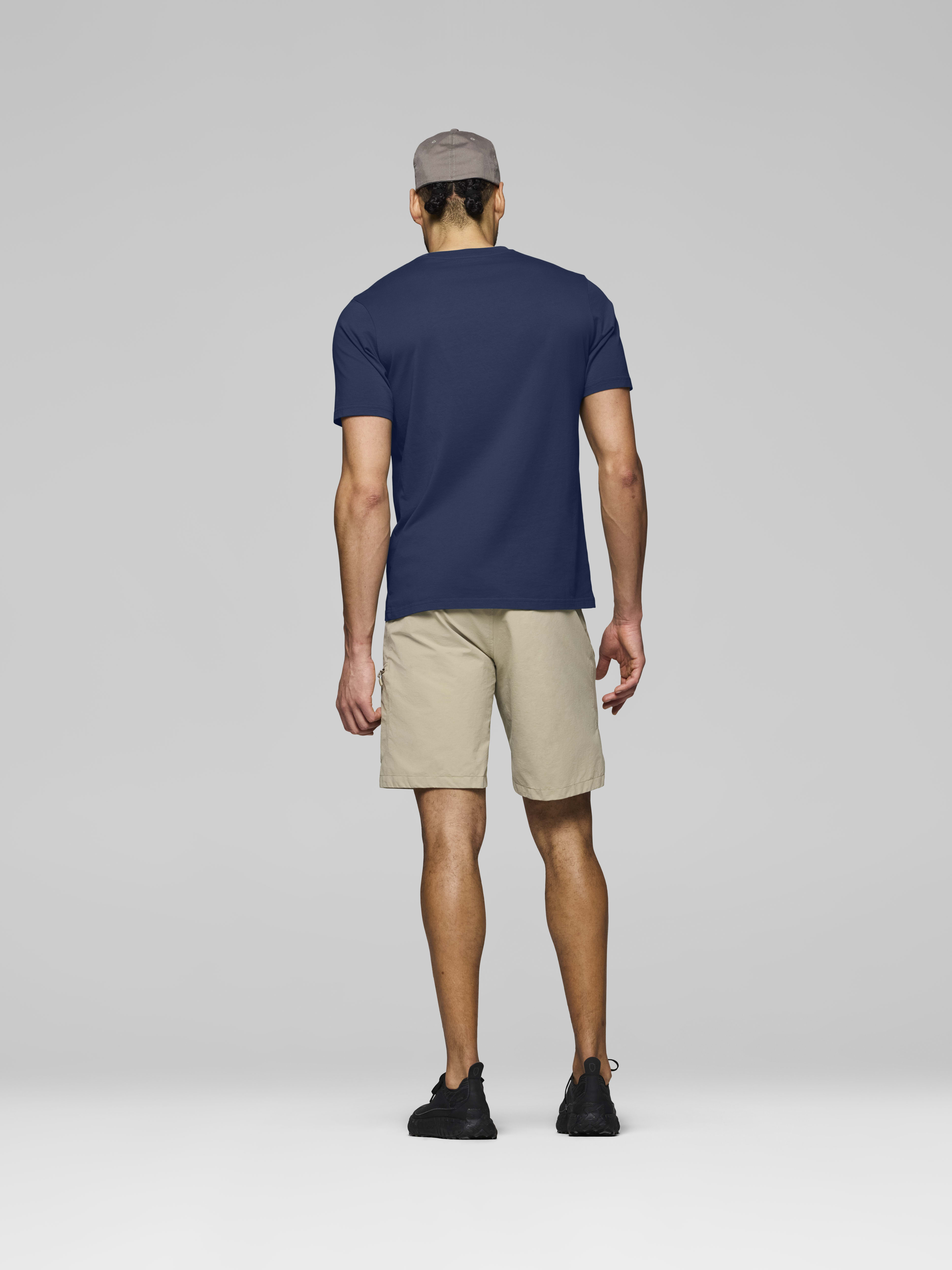 Male Look back image of 29 cotton Norrøna viking T-shirt Indigo Night