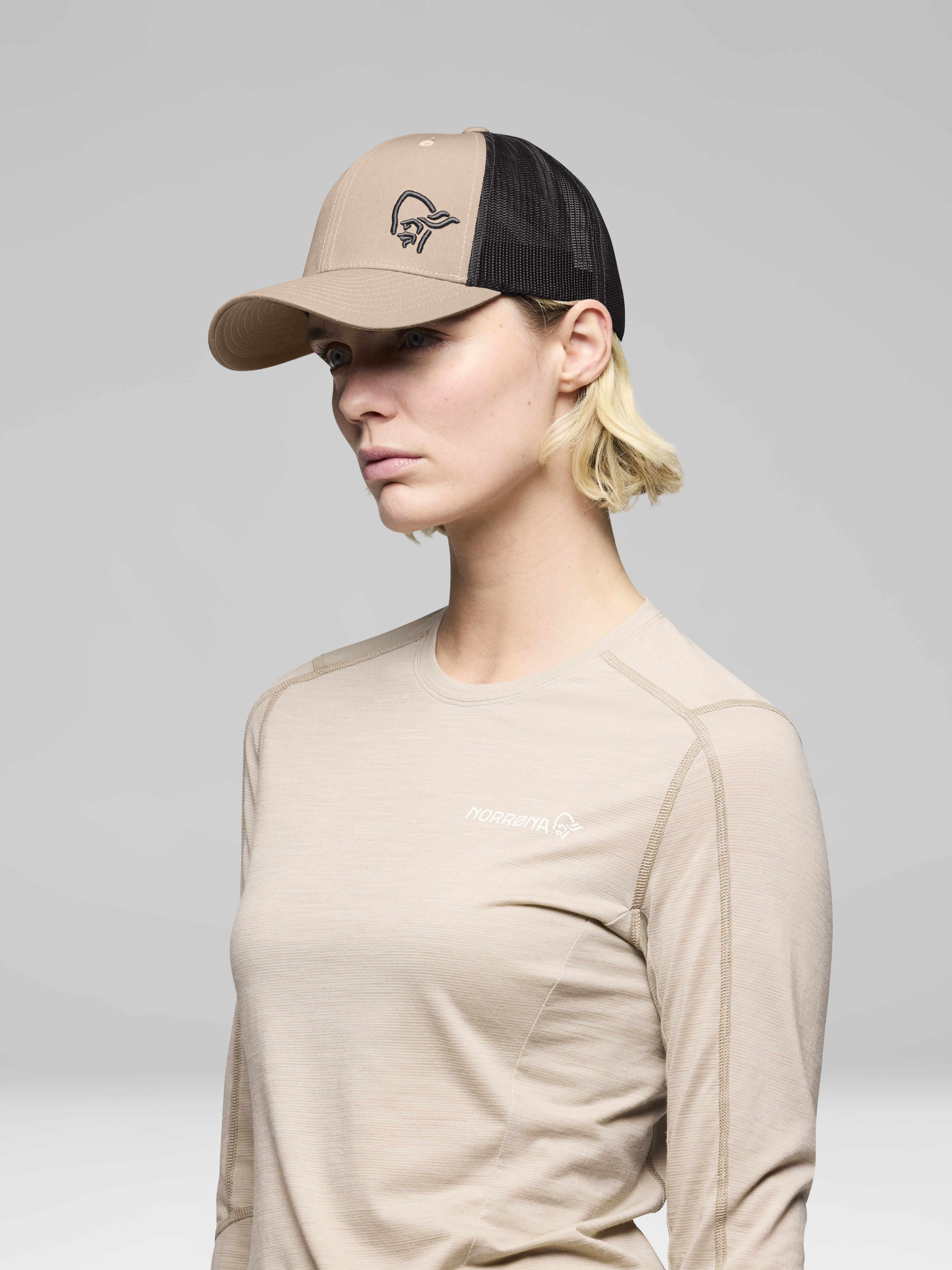 Female Look side image of 29 snap back trucker mesh Cap Oyster Gray