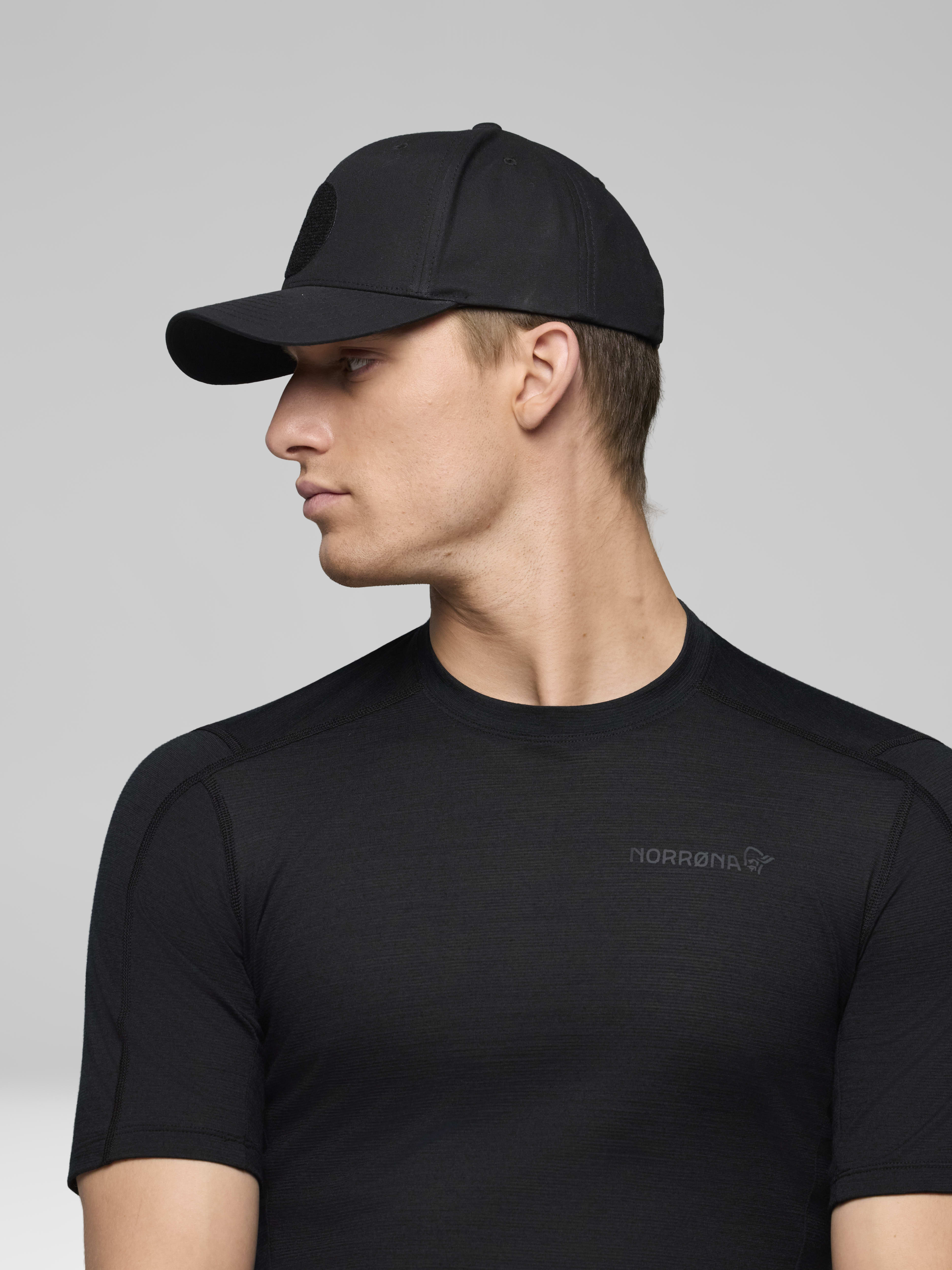Female Look side image of 29 cotton patch Cap Caviar Black