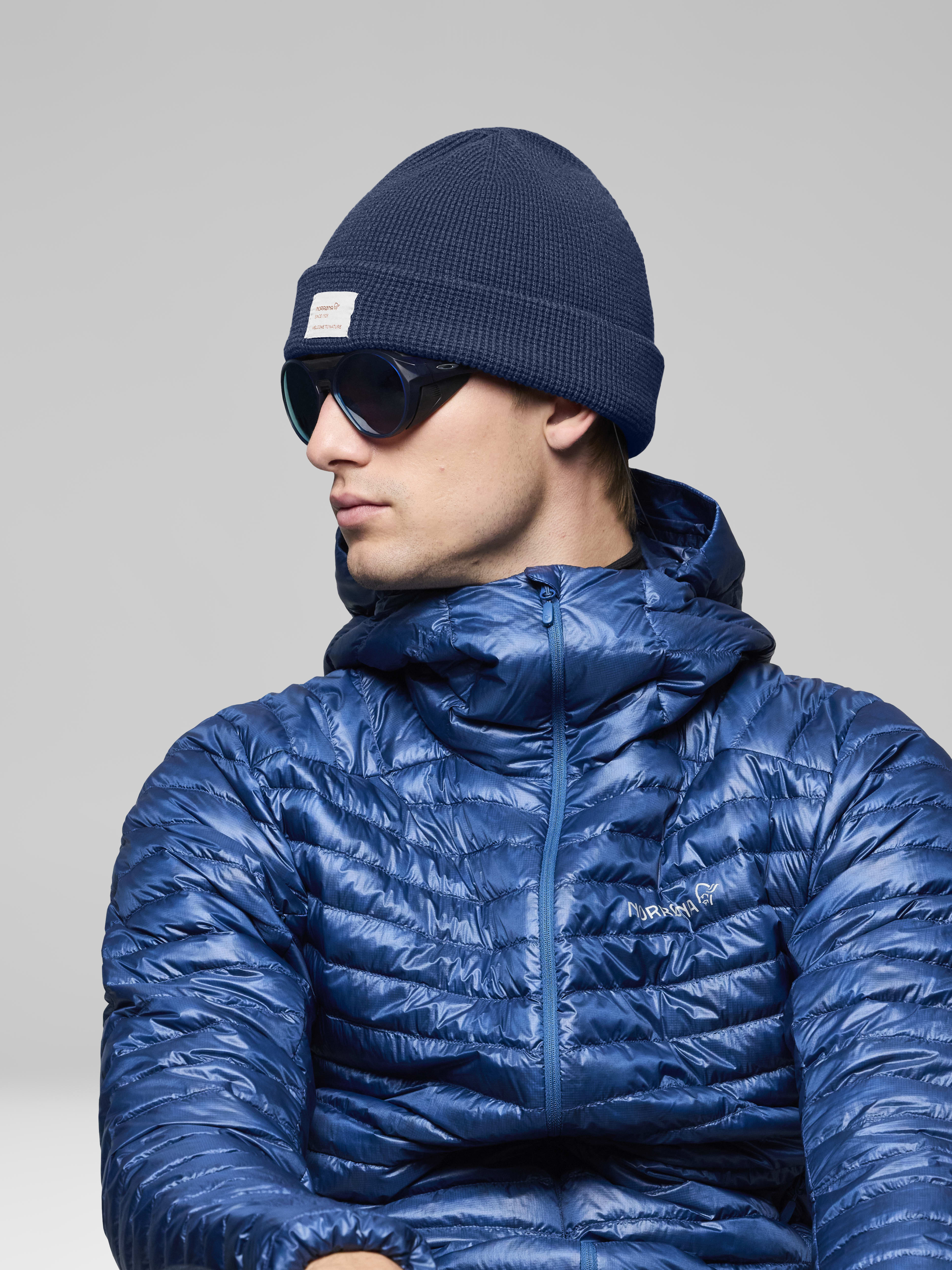 Female Look side image of 29 heavy cotton Beanie Indigo Night Melange