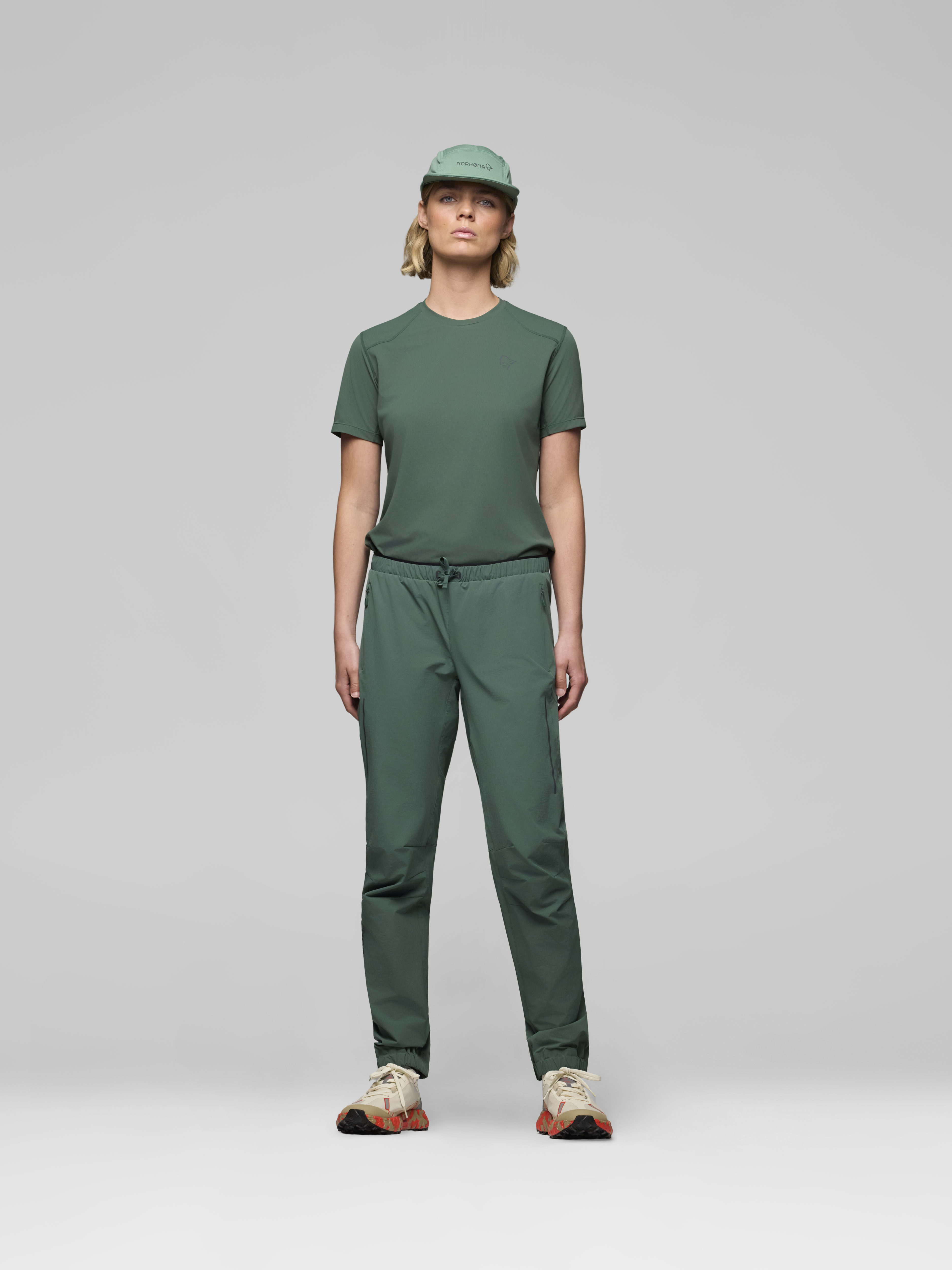 Female Look front image of senja flex1 Pants Jungle Green