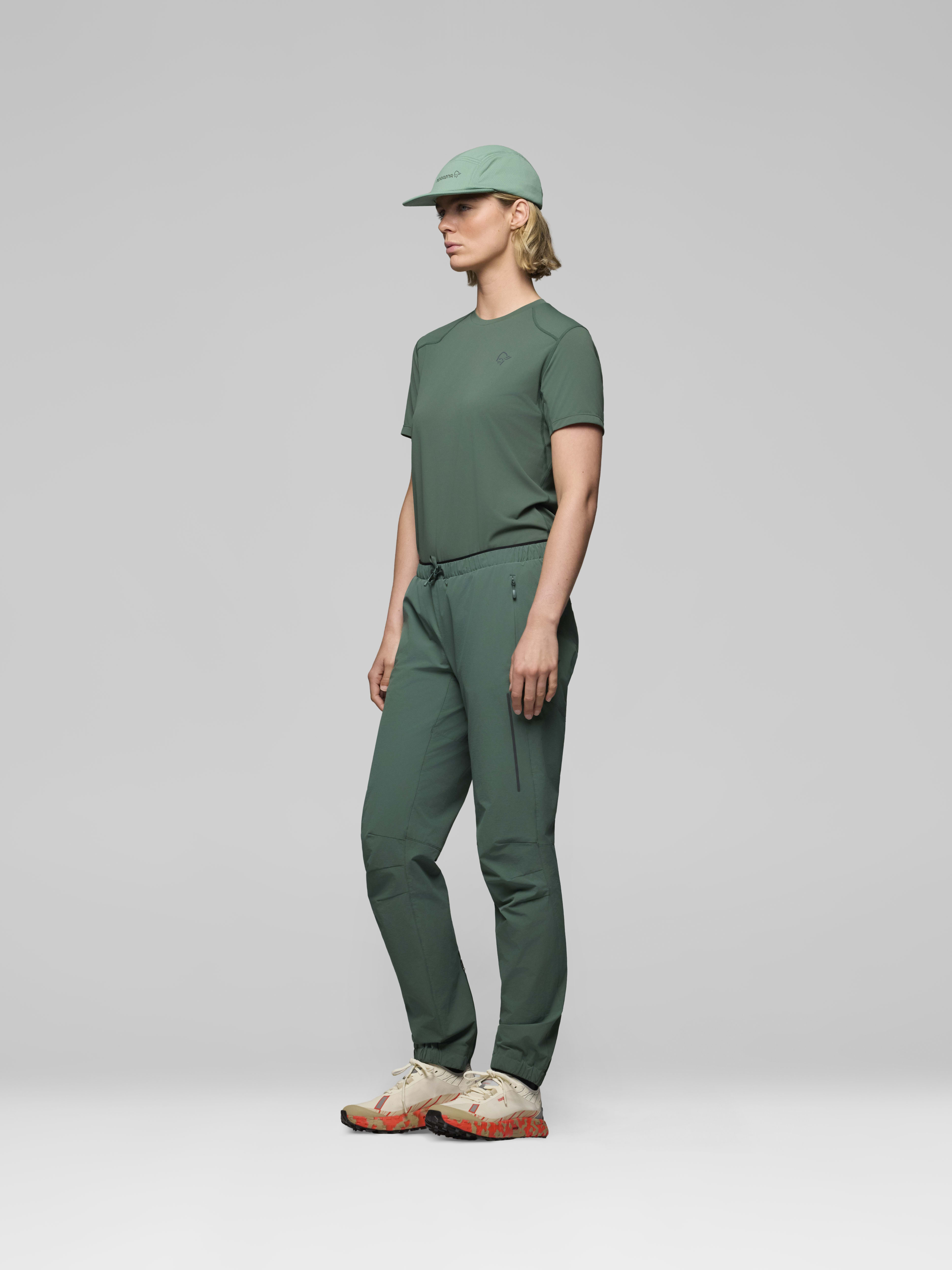 Female Look side image of senja flex1 Pants Jungle Green