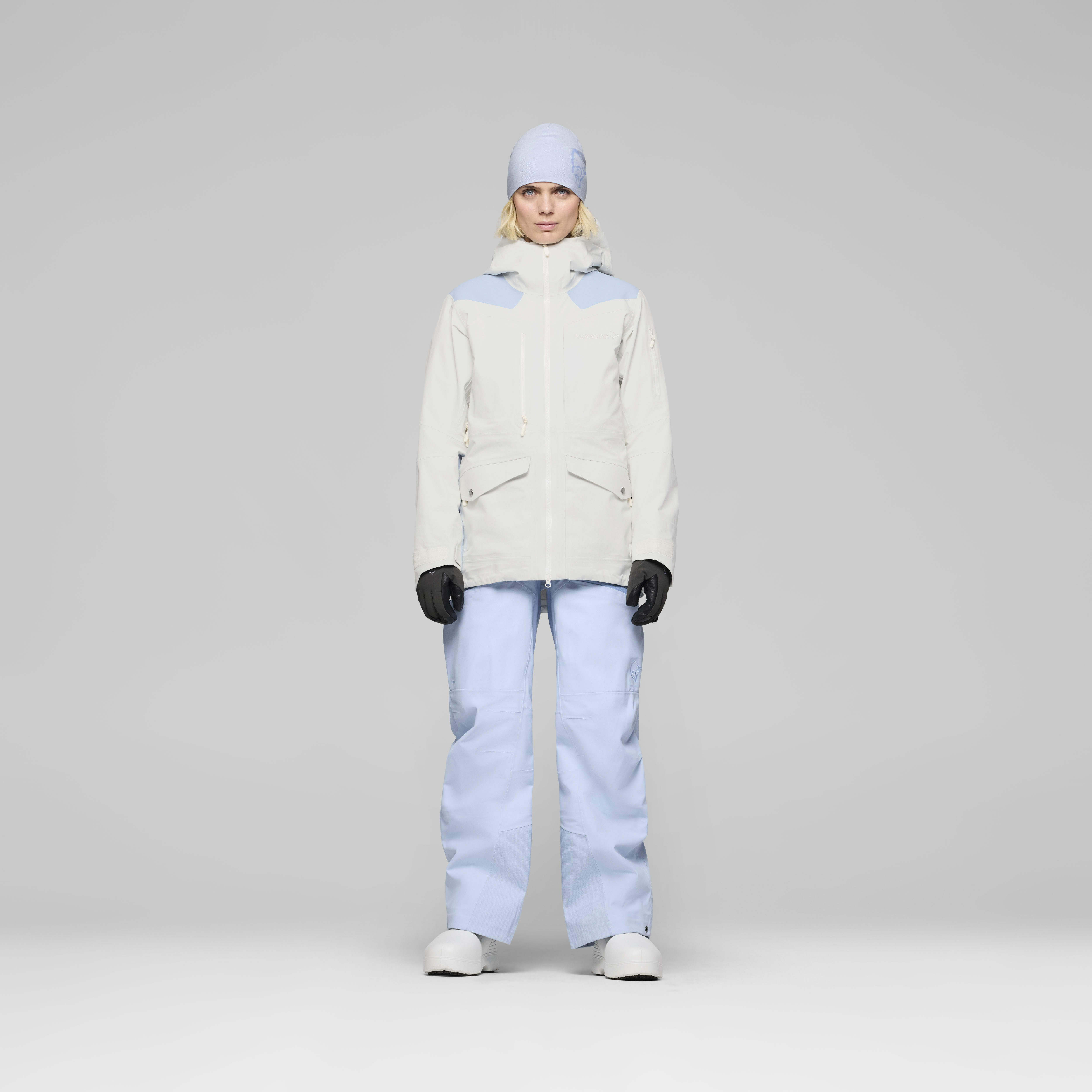 <span class="-lower">dri<sup>3</sup></span> Jacket – Whisper White/Cashmere Blue