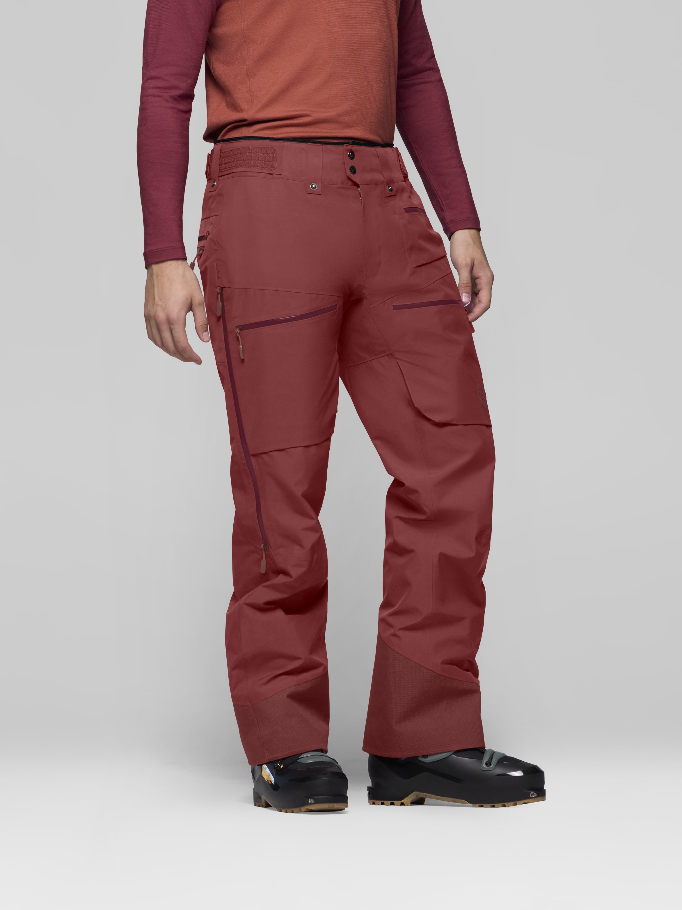 Male Look image of lofoten Gore-Tex Insulated Pants Port