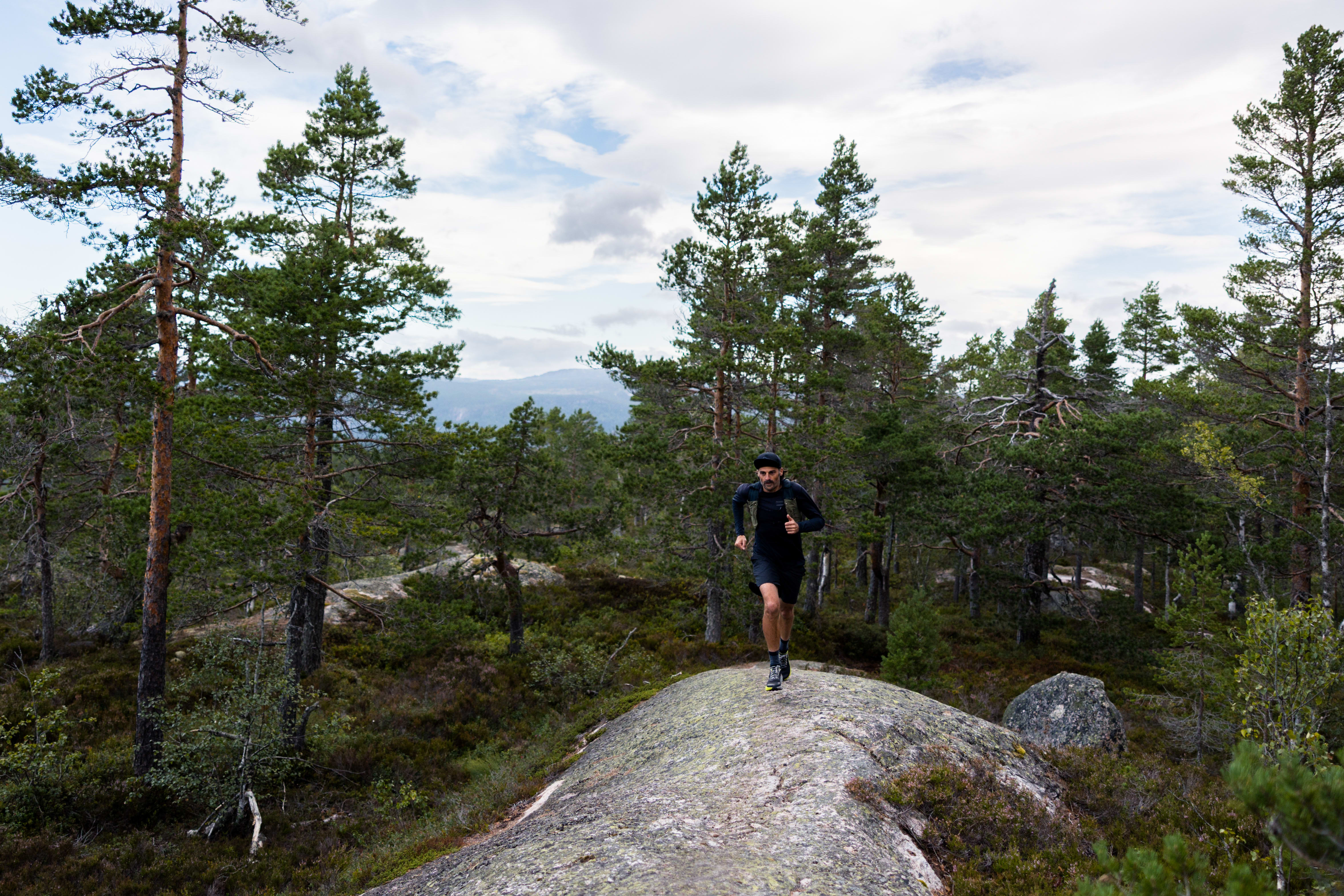 @Kjetil Fredriksen-kalisfoto, Mike Aigroz, 5801-23-3301 senja econyl70 7L Pack, 5805-23-7718 senja flex1 9" Shorts, 5820-23-7718 senja equaliser lightweight Long Sleeve