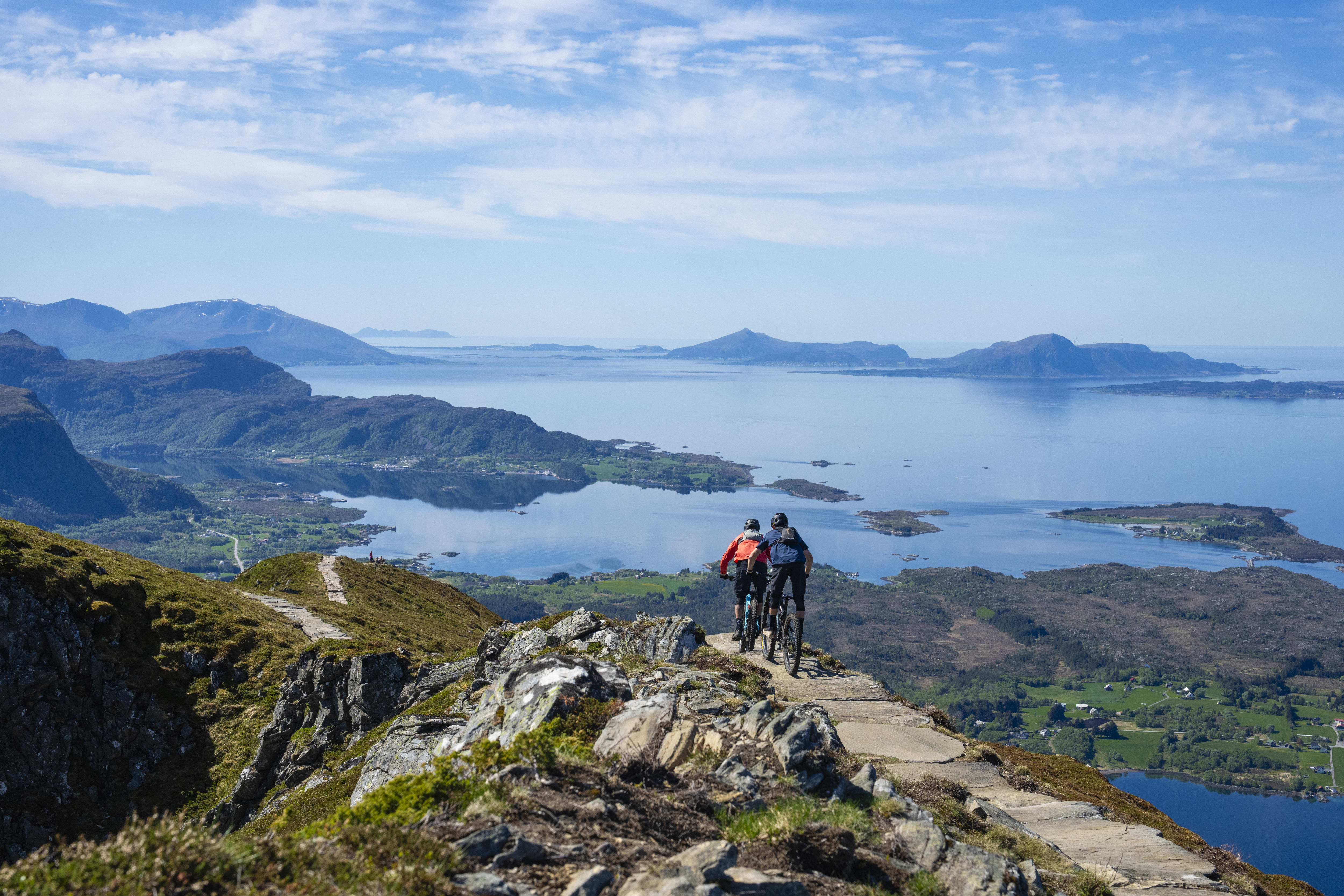 Geoff GulevichRémy Métailler Rosethornet fjørå equaliser lightweight Long sleeve 2232-25 fjørå flex1 tech Shorts 2237-25