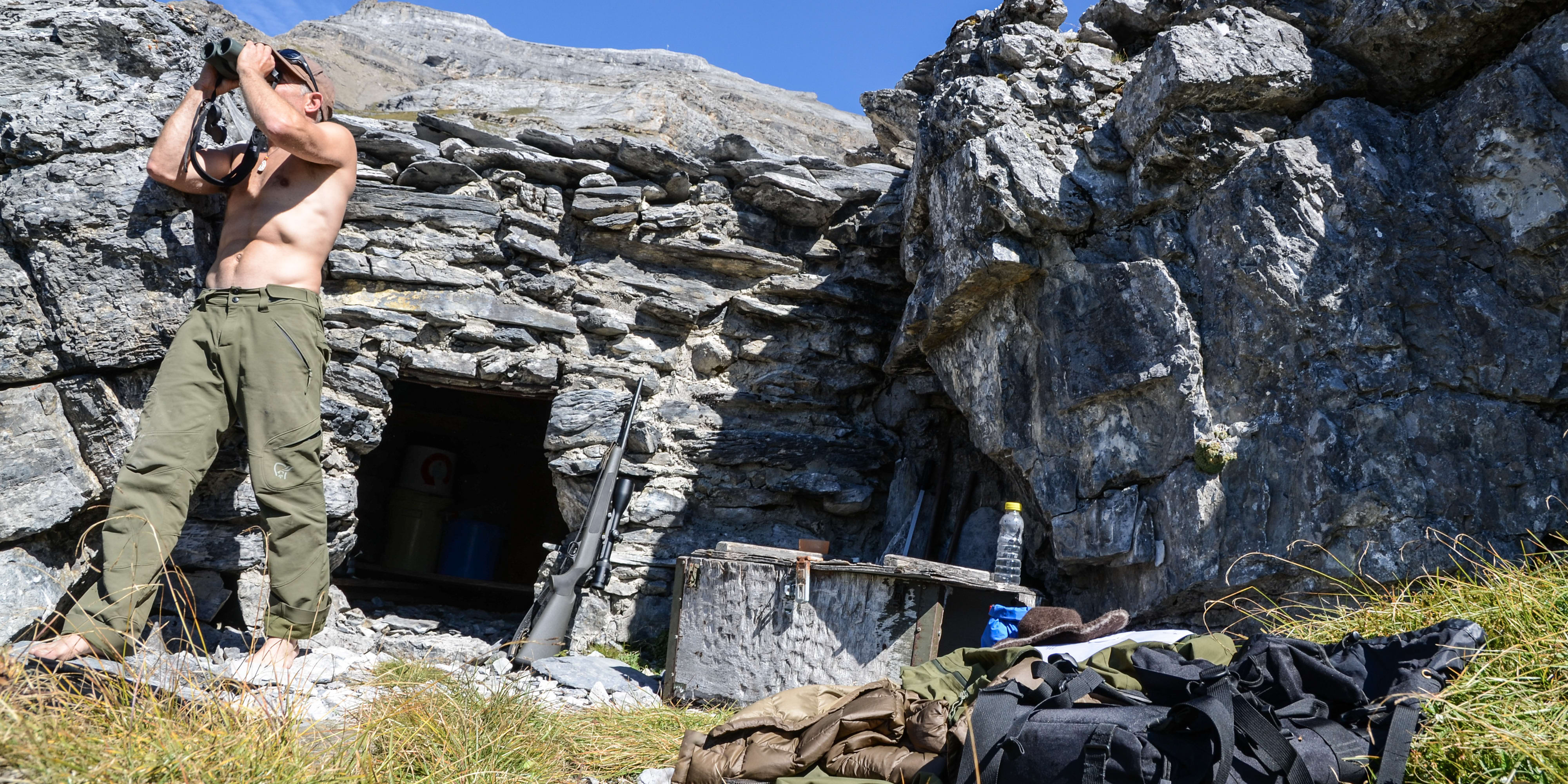 Thomas Ulrich auf der Jagd in der Jungfrauregion, Berner Oberland, Schweiz.