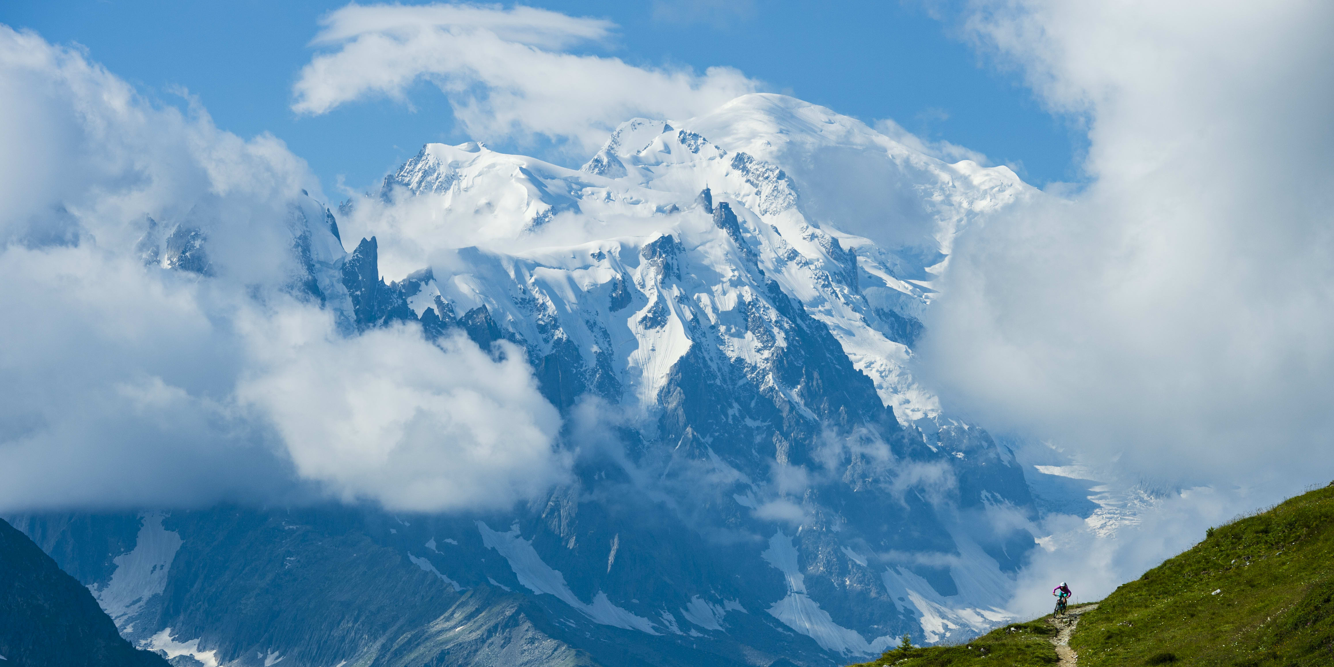 Elle Cochrane riding in Le Tour, Chamonix, France.
