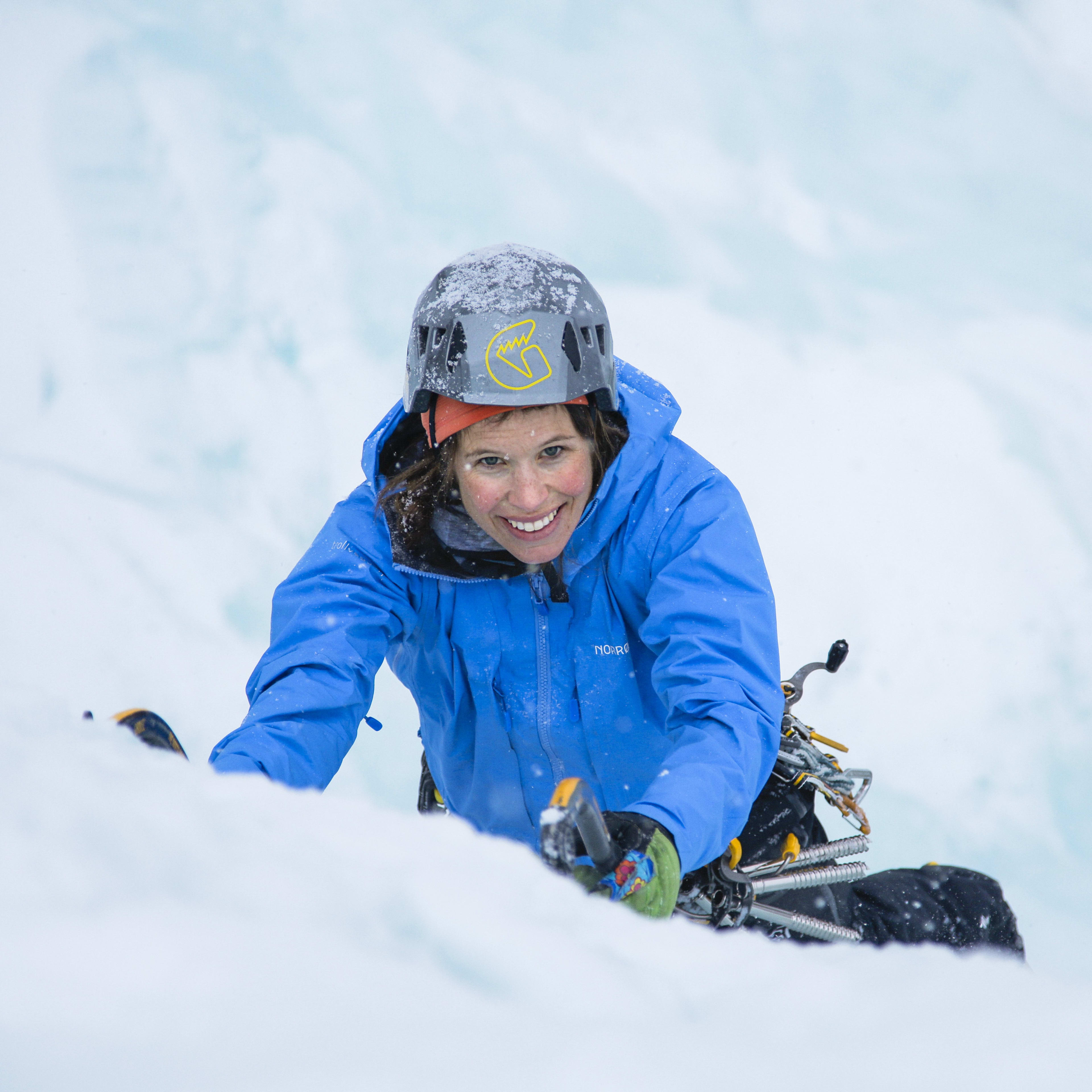 Merrick Mordal Johnston  FW1920 trollveggen Ice Climbing trollveggen Gore-Tex Pro Light exclusive right is worldwide and temporally unlimited.