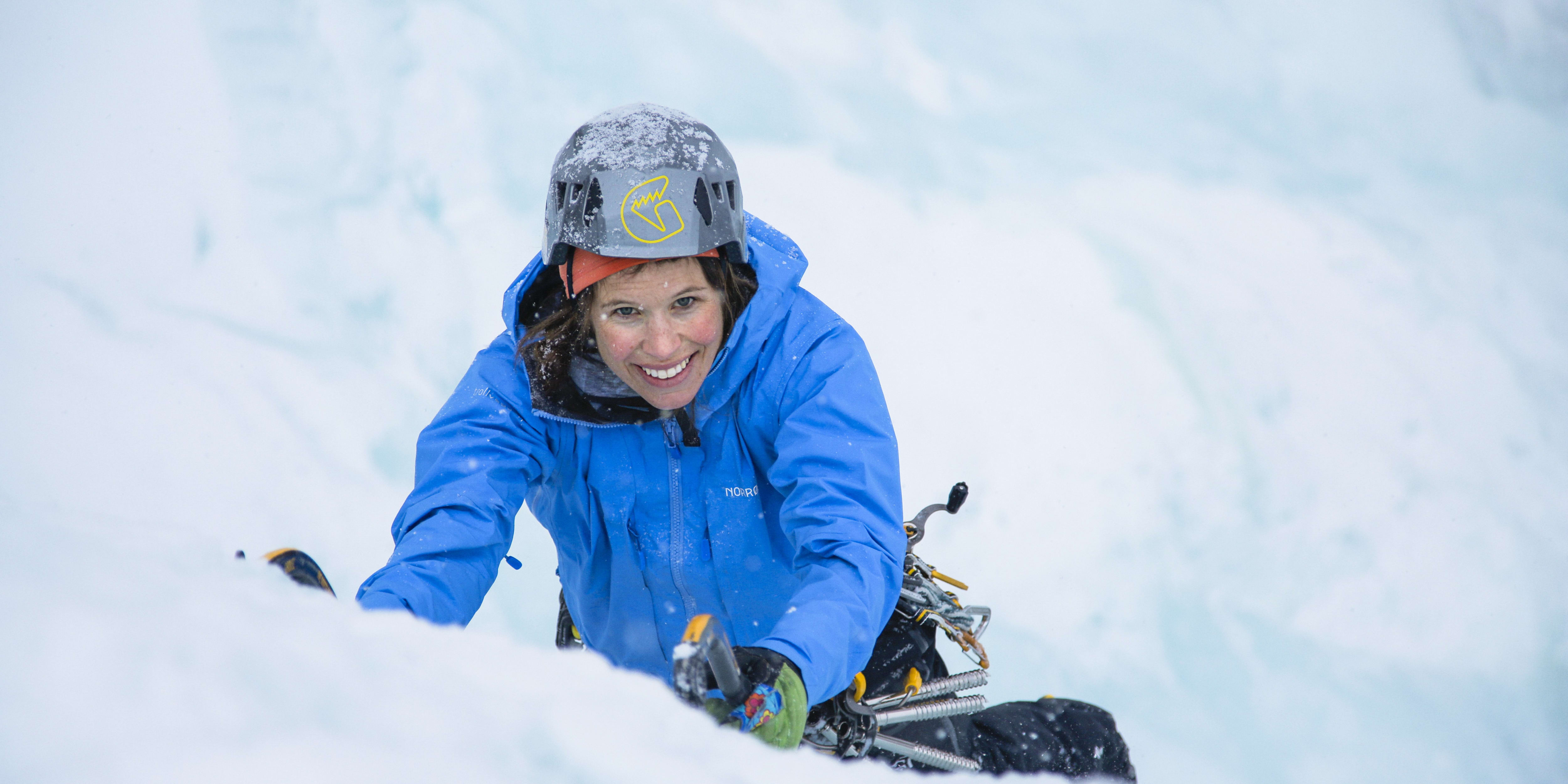 Merrick Mordal Johnston  FW1920 trollveggen Ice Climbing trollveggen Gore-Tex Pro Light exclusive right is worldwide and temporally unlimited.