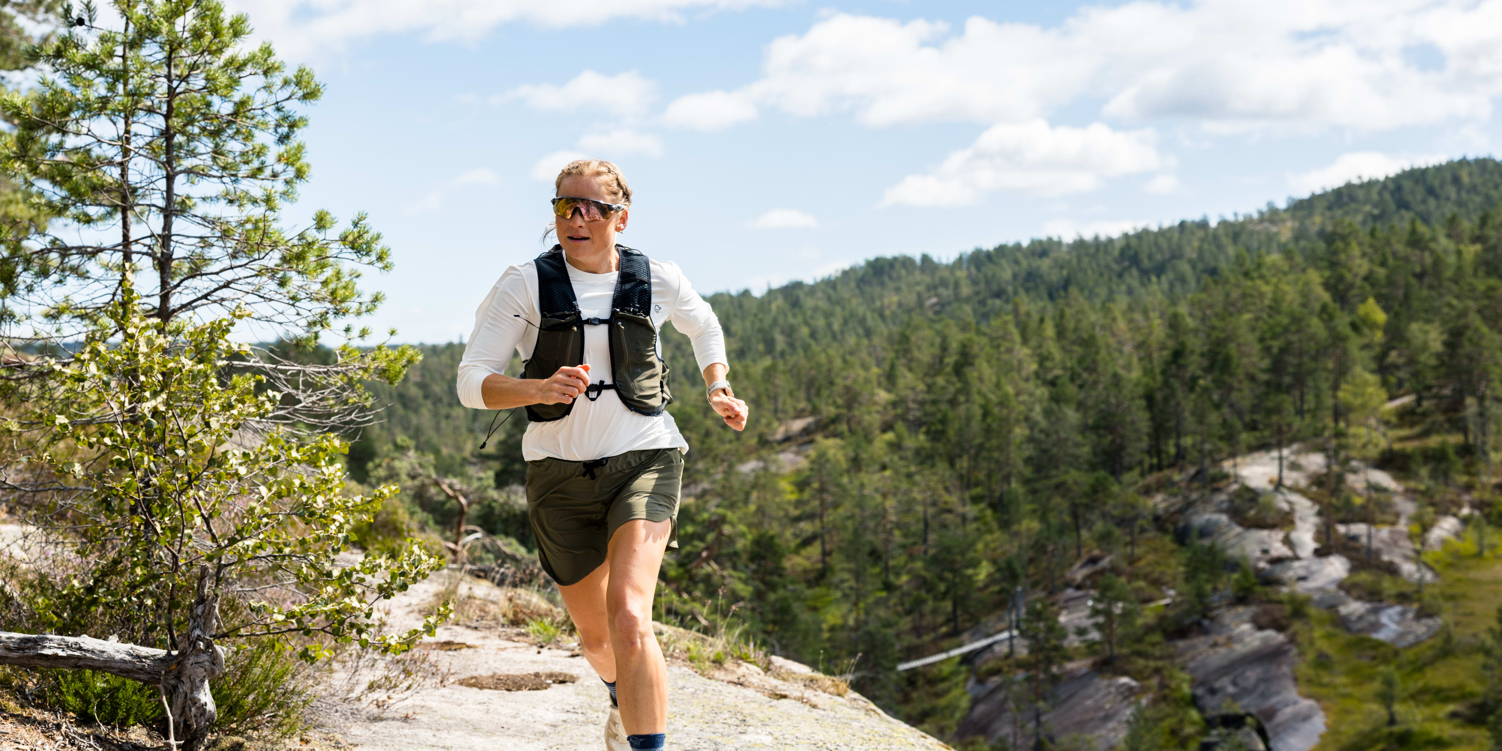 @Kjetil Fredriksen-kalisfoto, Marthe Kristoffersen, 5801-23-3301 senja econyl70 7L Pack, 5811-25-3301 senja flex1 Skirt5824-23-9928 senja equaliser lightweight Long Sleeve