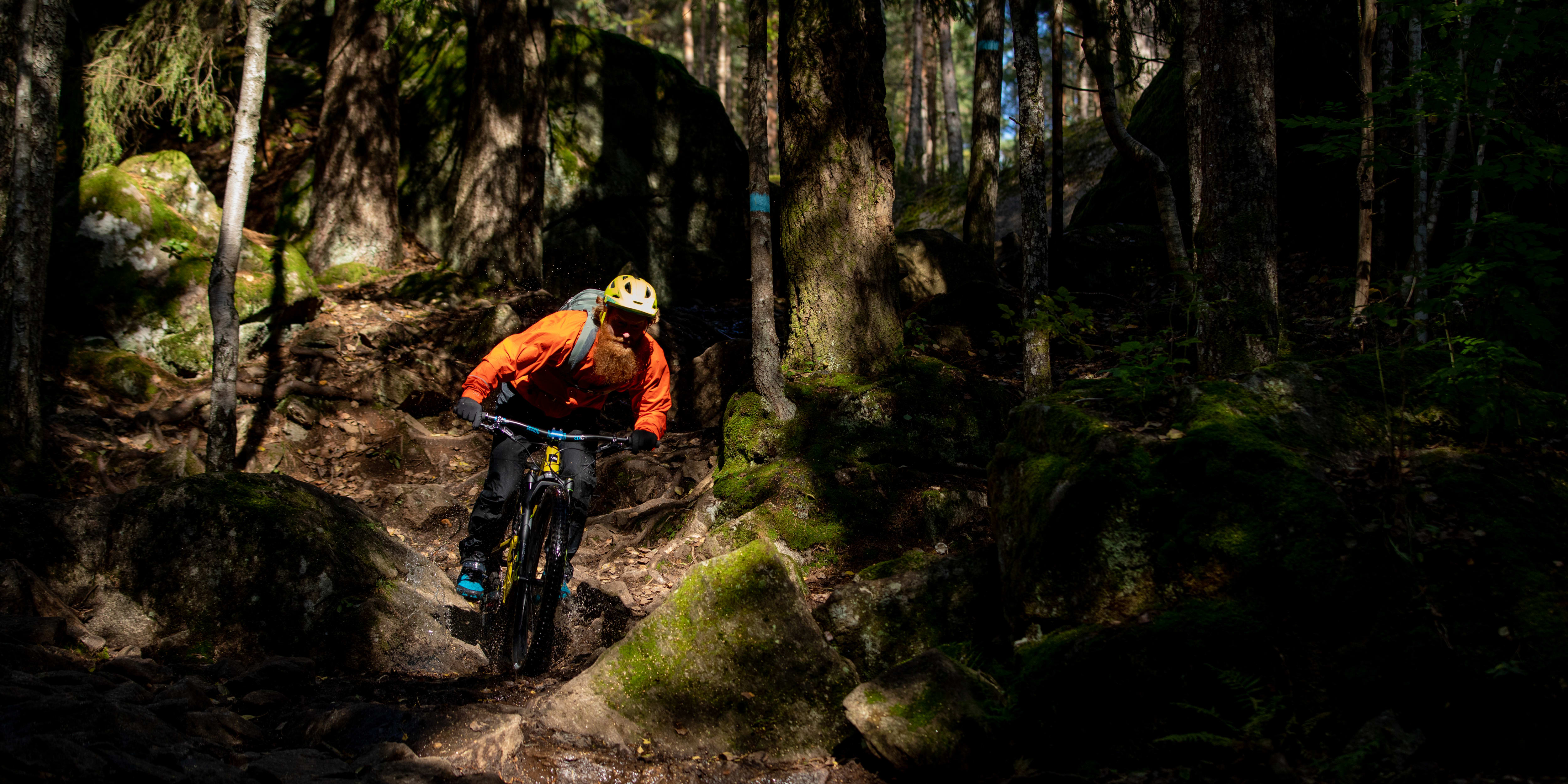 Rider Aslak Mørstad - Photo Chris Holter - Place Ostmarka Oslo Norway - User Rights Unlimited - Product Product2207-18
fjørå dri1 Jacket (M) 5621
Pureed Pumpkin2208-18
fjørå dri1 Pants (M)