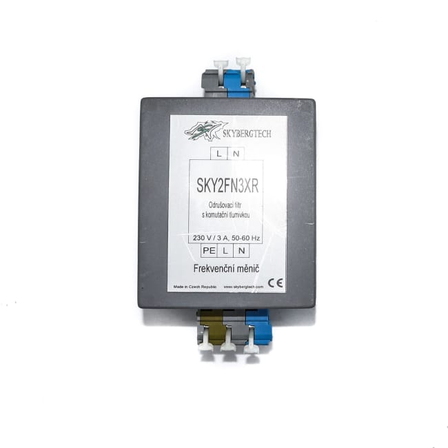 Noise filter for frequency converter