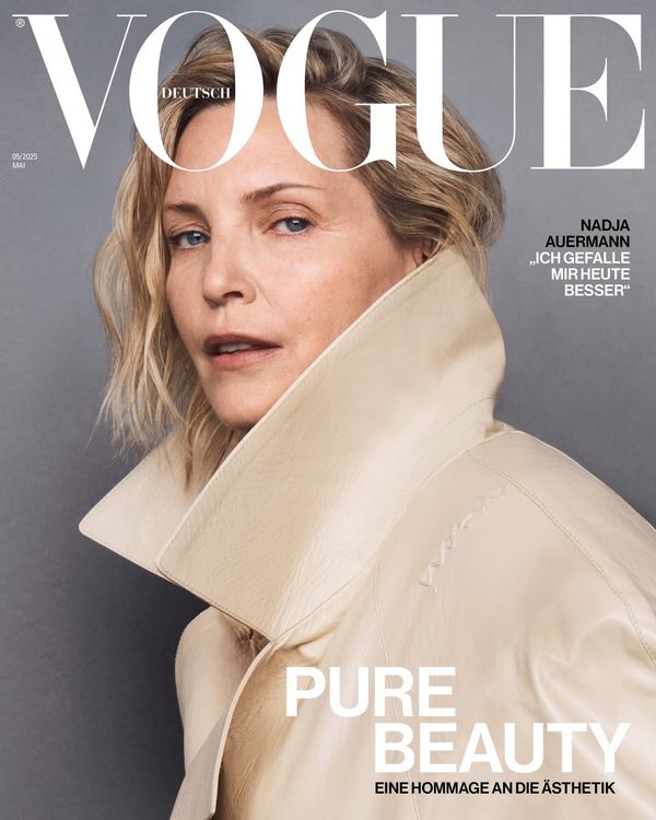 女性情報誌 Vogue Deutsch Magazine May/June 2021 女性情報誌 Vogue Deutsch Magazine May/June 2021 女性情報誌