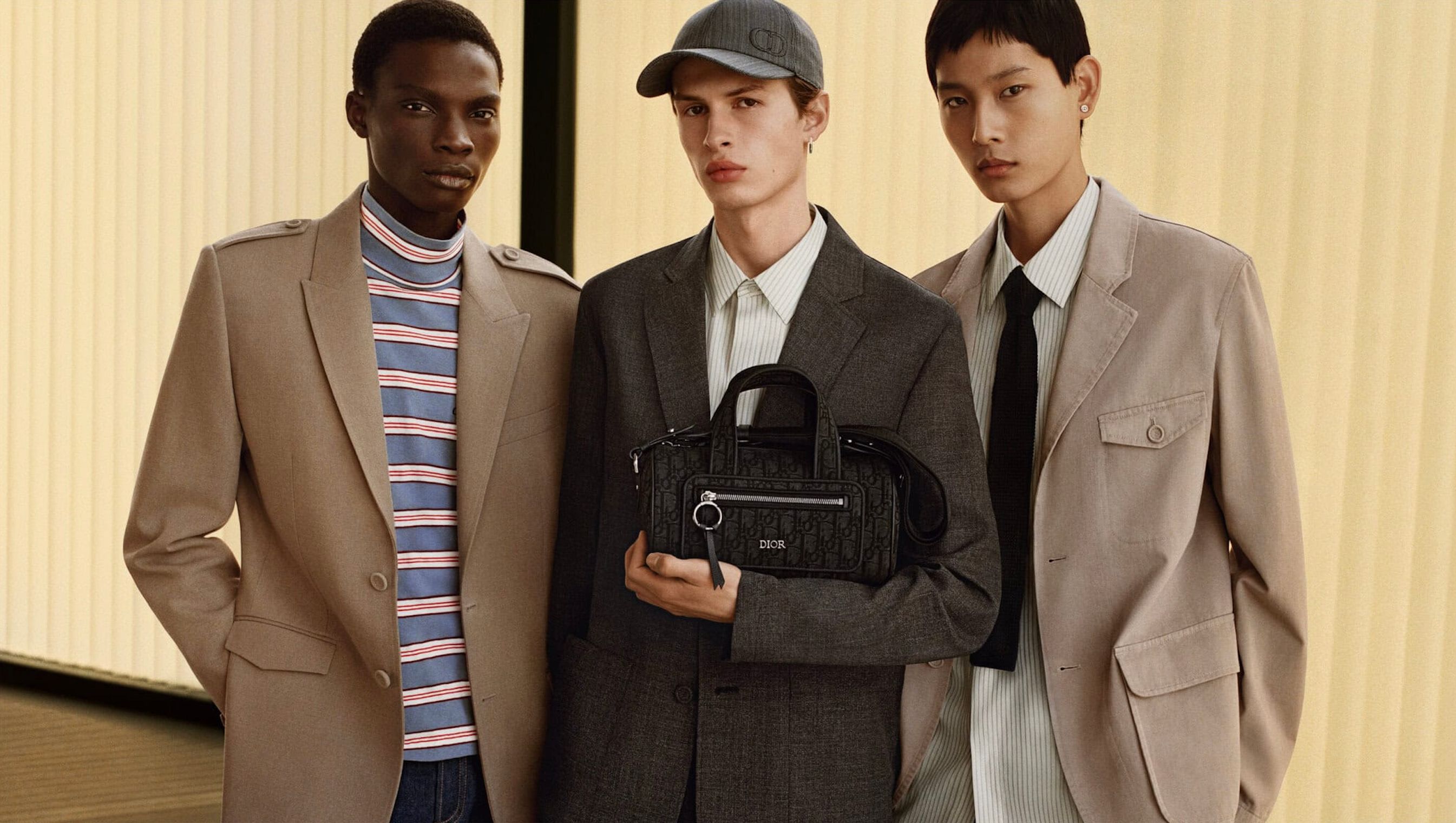 Dior展 コレクション雑誌 Christian Dior - DIOR MAGAZINE カタログディオール雑誌