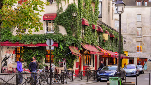 Strade del distretto di Le Marais a Parigi