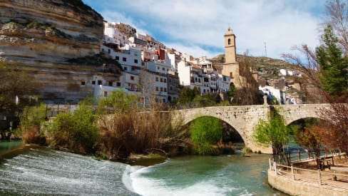 Alcalá de Júcar - uno dei borghi più belli della Spagna, si trova vicino Valencia