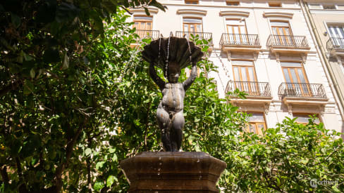 The fountain in Plaza del Negrito in el Carmen, Valencia