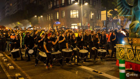 Life music on the streets of Valencia during Fallas