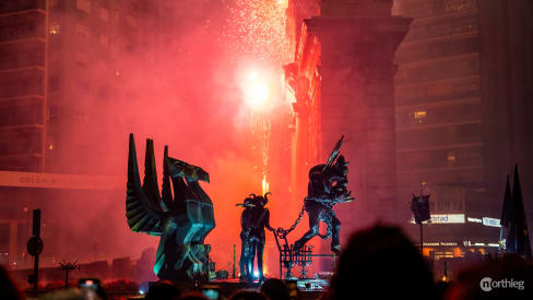 Cabalgata del Fuego Fallas Valencia - Criaturas mitológicas