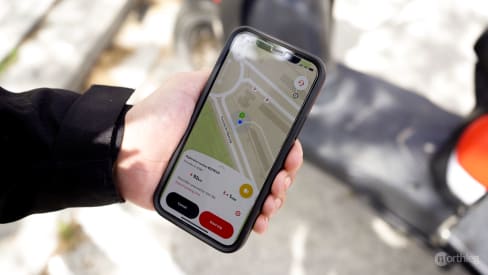 Renting an electric scooter in Valencia with Acciona’s app