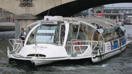 Paris: Batobus Hop-On Hop-Off Sightseeing Cruise