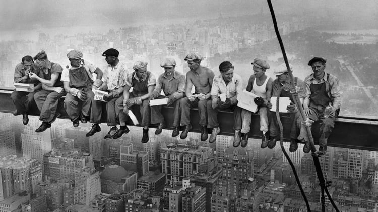 Lunch atop a skyscraper