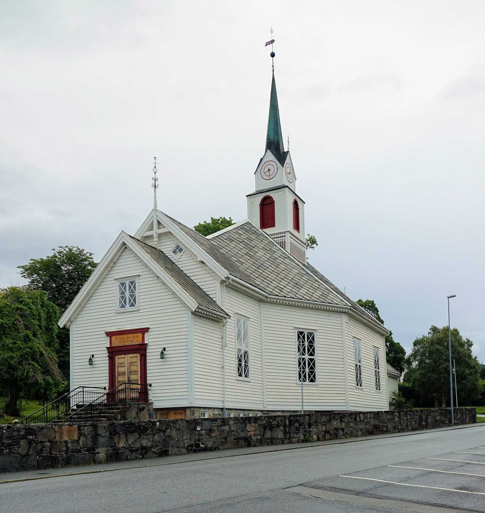 We are an Independent Baptist Church.