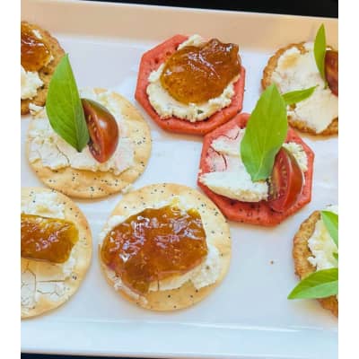 Lyn and Louise Meal Delivery