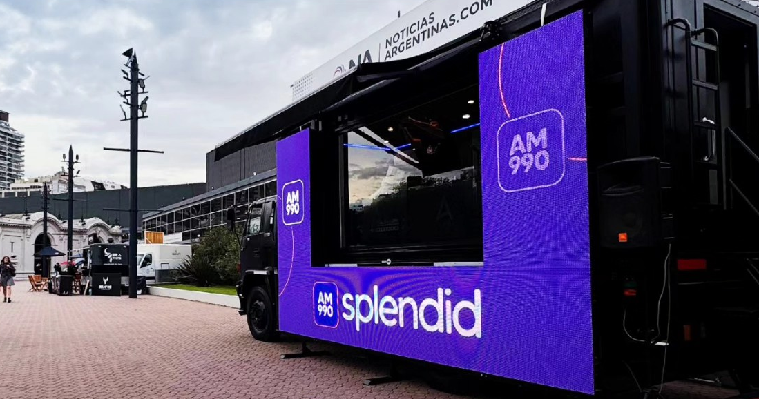 Camión de radio Splendid