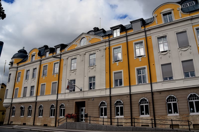 Molnig torsdag med fokus på tryggare vård