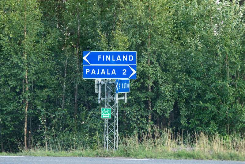 Lastbil kolliderade med ren i Junosuando, Pajala