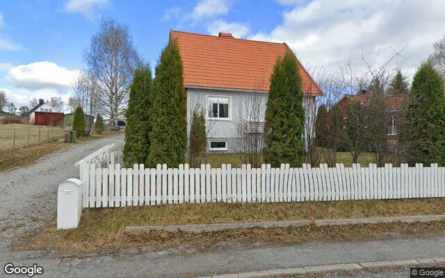 Villa på Västra Kungsvägen 22 i Bräcke såld för 1 200 000kr