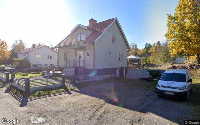 Villa på Villavägen 9 såld för 2 295 000kr