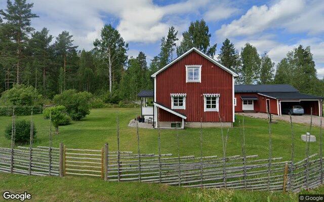 Villa på Långhed 827 i Ovanåker såld för 1 425 000kr