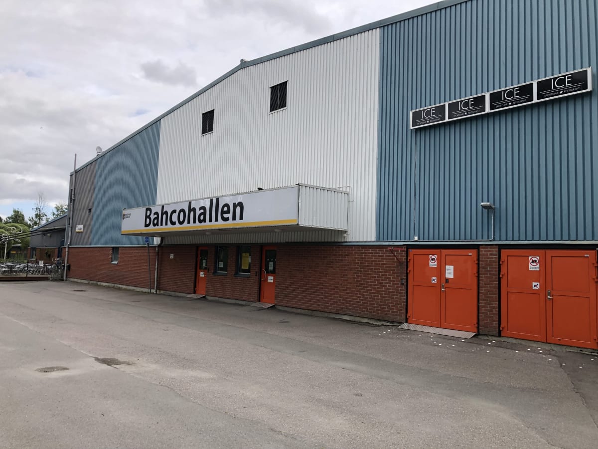 Hockeymatch: Almtuna IS – Västerås IK i Bahcohallen