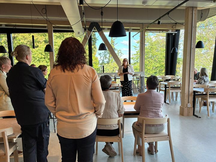 Västerhöjd invigde ny skolmatsal – ska ge restaurangkänsla och öka matlusten