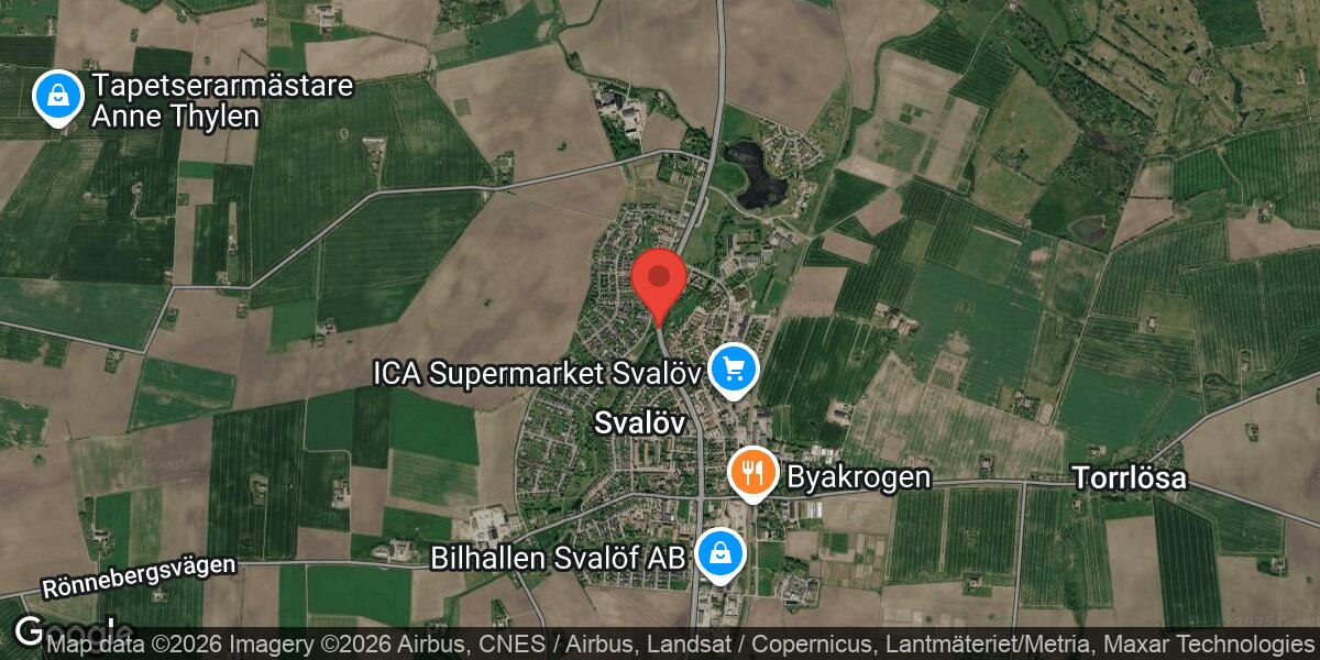 Nedfallet träd blockerade väg 106 mellan Svalöv och Svalövs kyrka