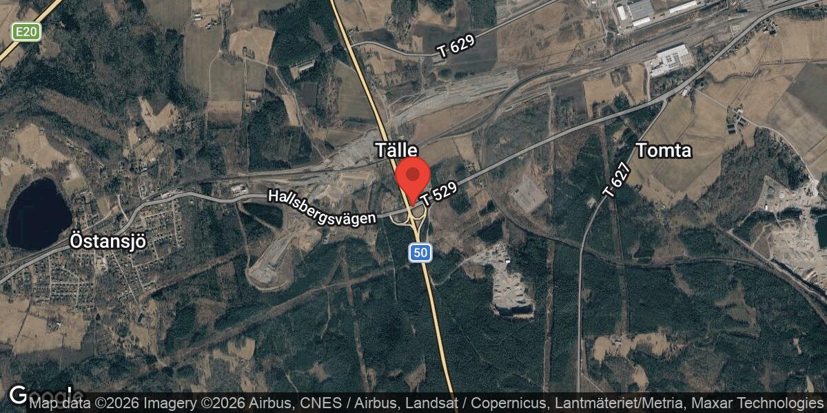 Brand i släpvagn vid Trafikplats Tälle påverkar trafiken mot Hallsberg