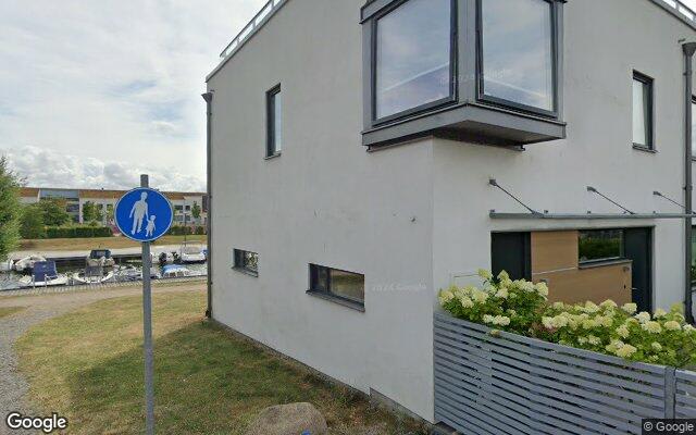 Villa på Månskensgränd 10 såld för 18 000 000kr