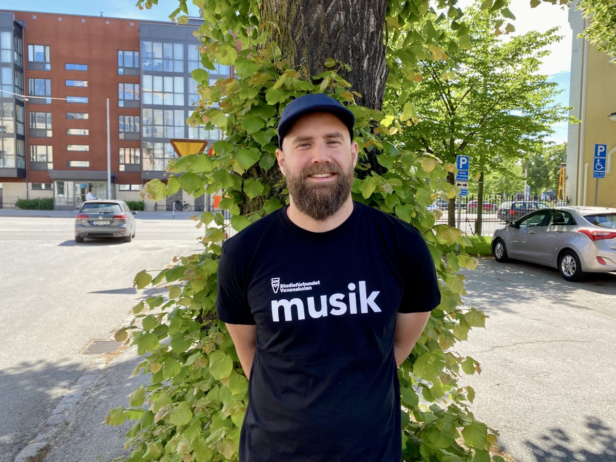 Nya pilotverkstäder ska hjälpa unga vidare – Hällefors med i länssatsning