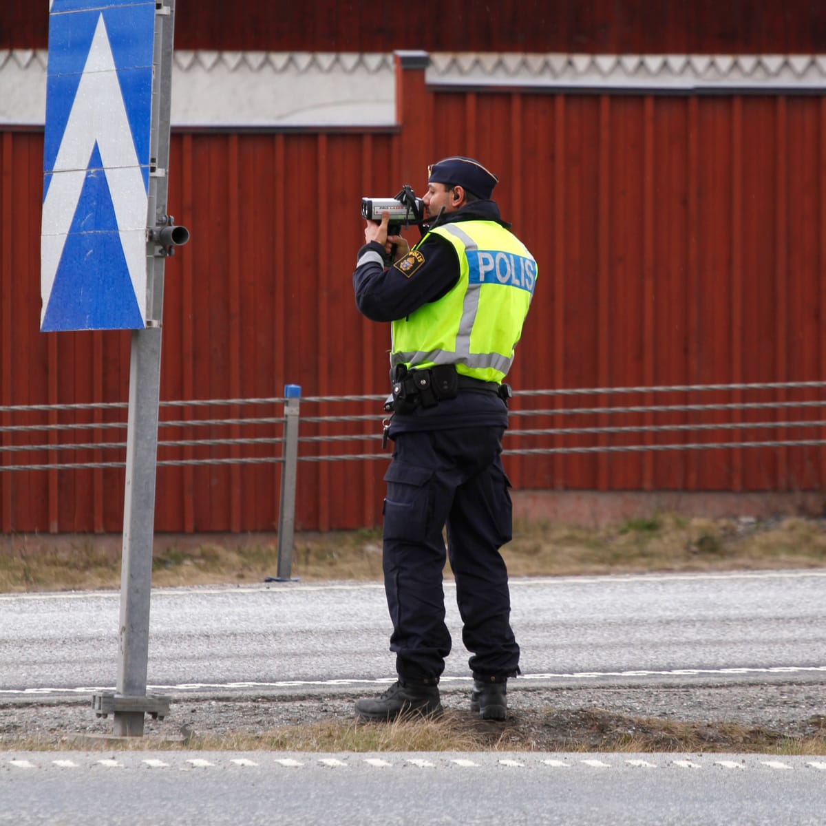 Nattlig polisrapport i Östergötlands län: 150 händelser – inga allvarliga våldsbrott