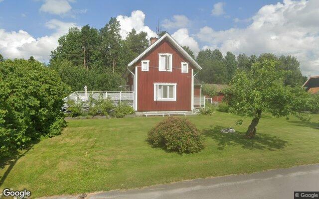 Villa på Gelinelundsgatan i Kumla såld för 2 000 000 kronor