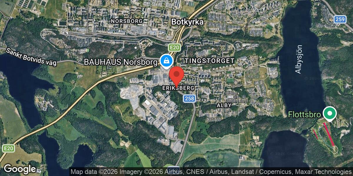 Fordonshaveri på väg 258 mellan Hågelby gård och Hågelbyleden