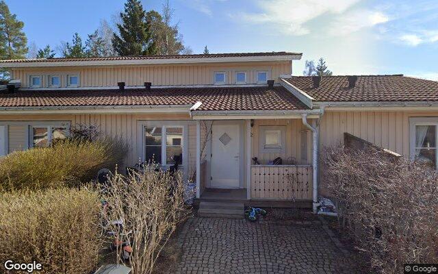 Radhus på Missionsvägen 12 i Täby sålt för 4 400 000kr