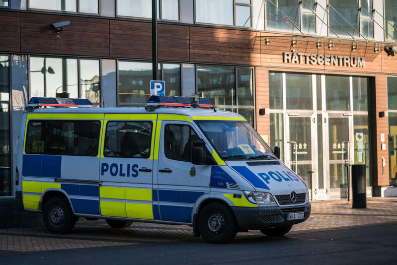 Fyra omhändertagna efter bråk på Nydalatorget i Malmö
