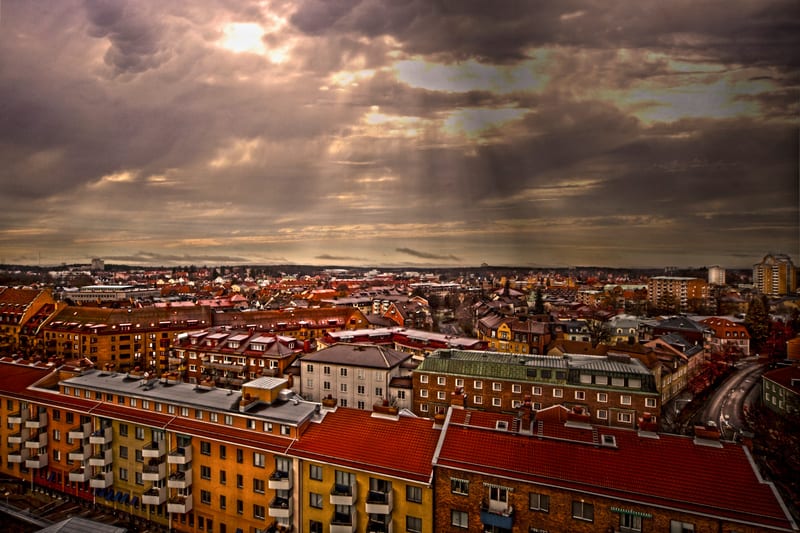 Regn i luften och rock på scenen – dagens Västeråsöversikt