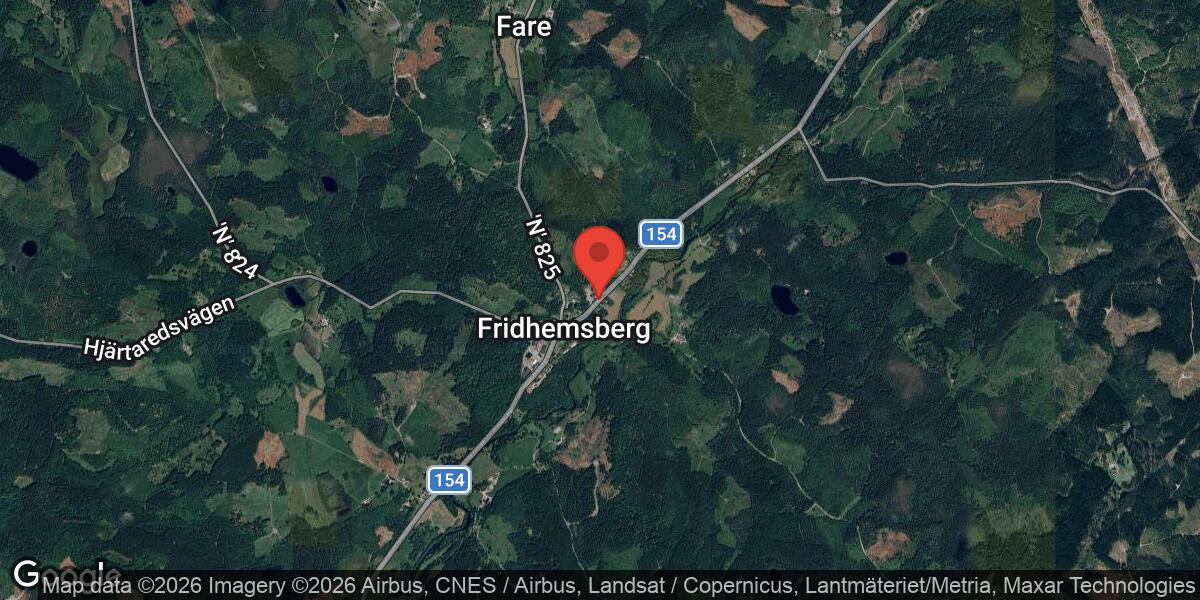 Vägarbete med trafikljusreglering på Väg 154 mellan Sv Hårsared och Fridhemsberg